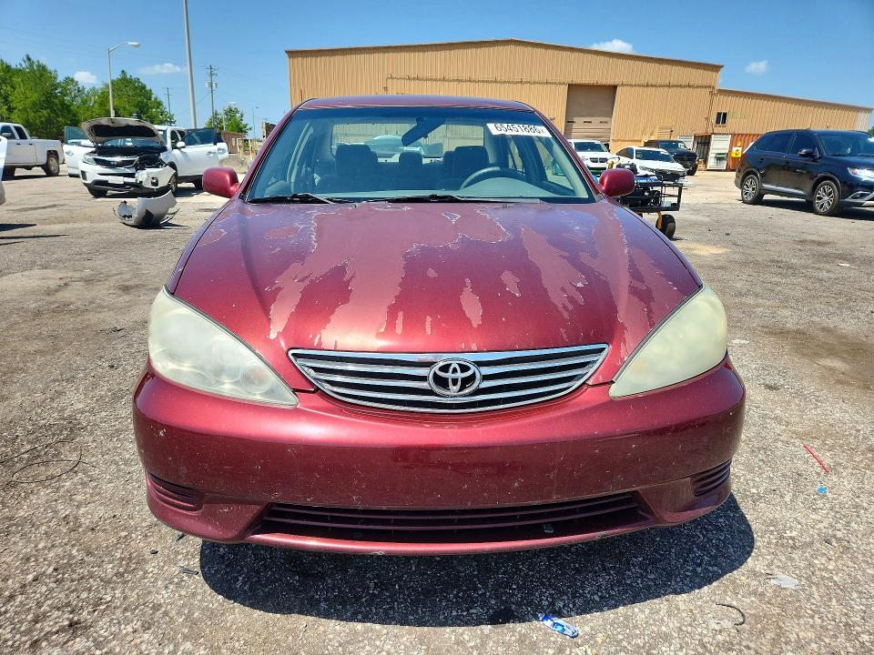 Photo 5 from auction – 2005 TOYOTA CAMRY with VIN 4T1BE30K85U044398