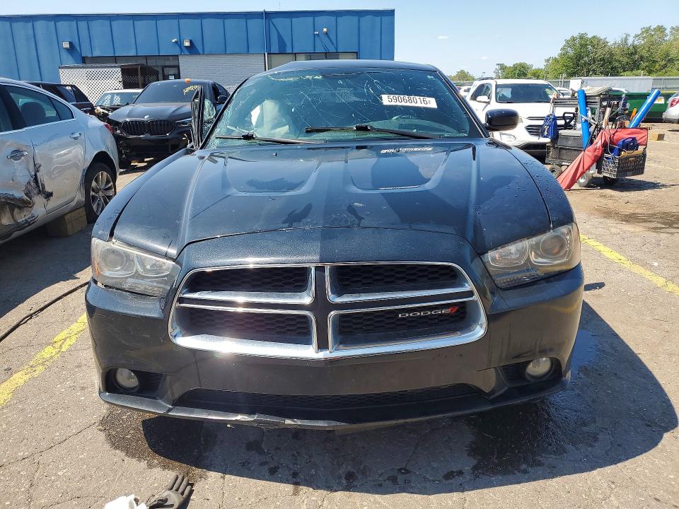 Photo 5 from auction – 2013 DODGE CHARGER with VIN 2C3CDXCT5DH681102