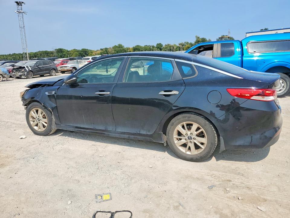 Photo 2 from auction – 2016 KIA OPTIMA with VIN 5XXGT4L31GG025274