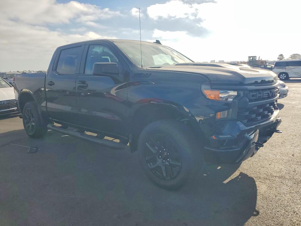 Photo 4 from auction – 2026 CHEVROLET SILVERADO with VIN 3GCPKCEK5TG259927