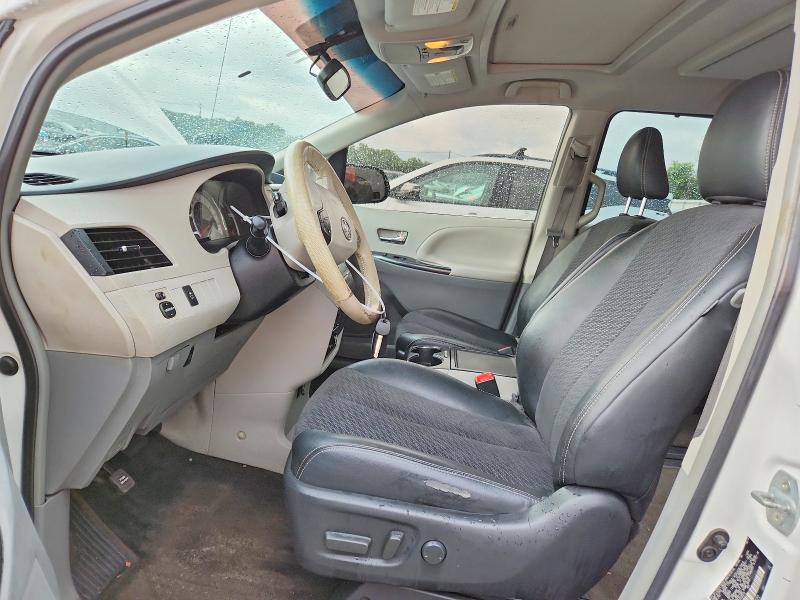Photo 7 from auction – 2014 TOYOTA SIENNA with VIN 5TDXK3DC7ES405579