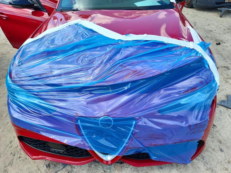 Снимка 11 от търг – 2017 ALFA ROMEO GIULIA с VIN ZARFAEBN1H7555075