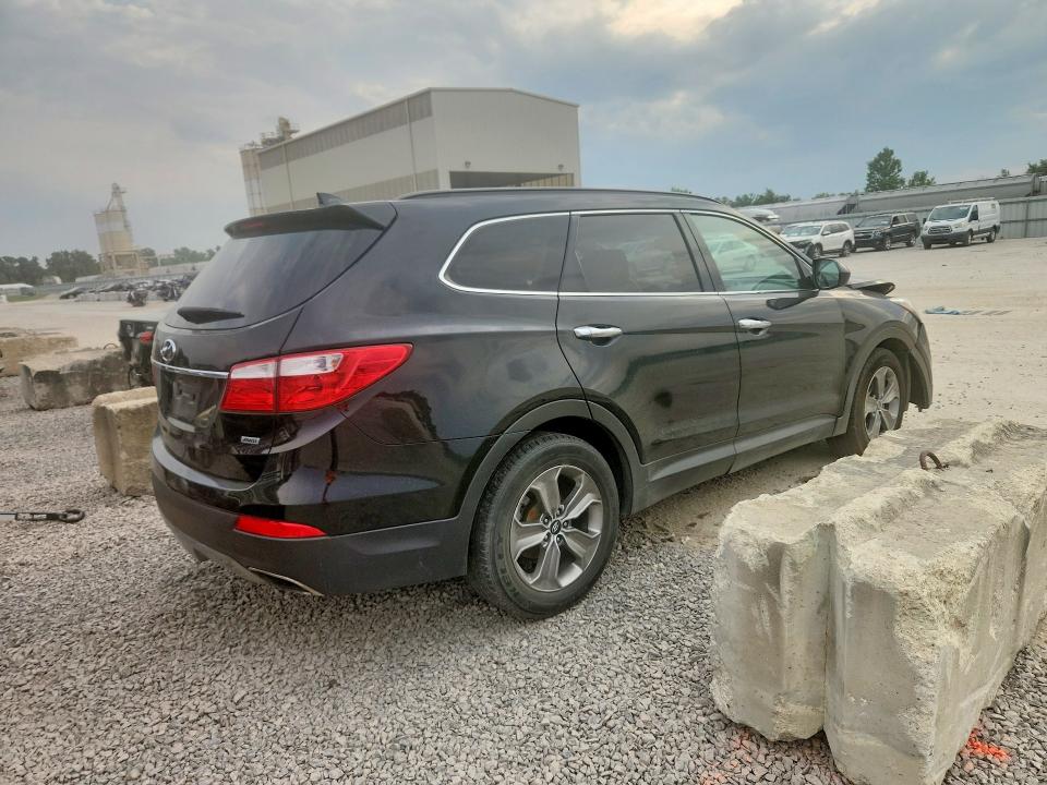 Photo 3 from auction – 2016 HYUNDAI SANTA FE with VIN KM8SMDHF7GU155544
