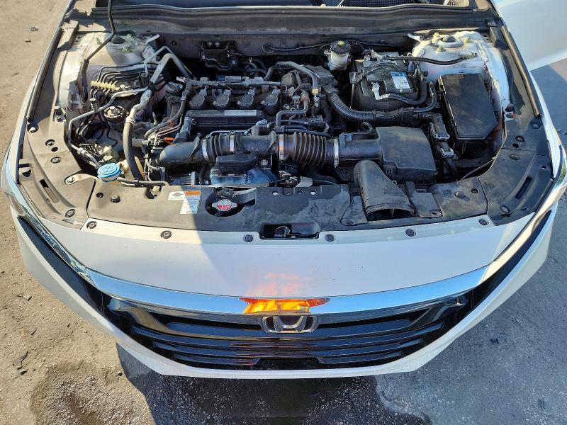 Photo 11 from auction – 2018 HONDA ACCORD with VIN 1HGCV1F10JA214701