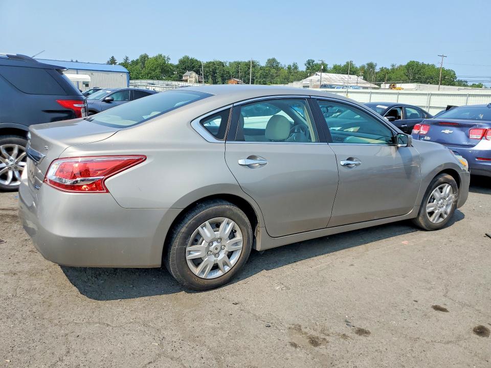 Photo 3 from auction – 2013 NISSAN ALTIMA with VIN 1N4AL3AP6DN524938