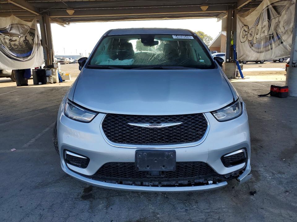 Photo 5 from auction – 2024 CHRYSLER PACIFICA with VIN 2C4RC1BG9RR170326