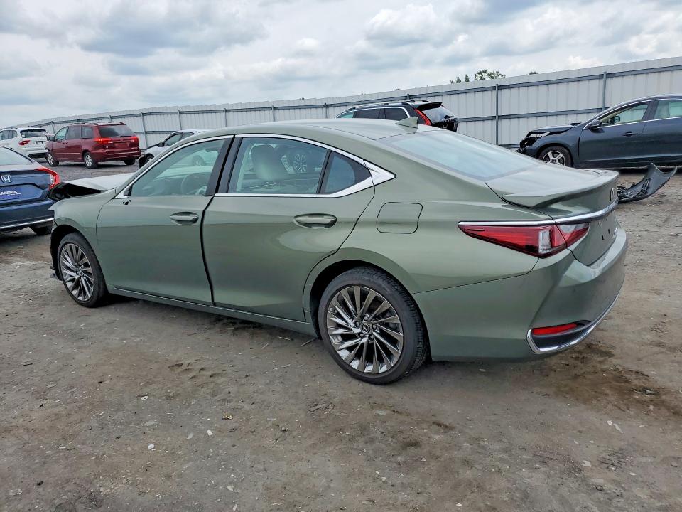 Photo 2 from auction – 2024 LEXUS ES 300H with VIN 58AFA1C17RU052009