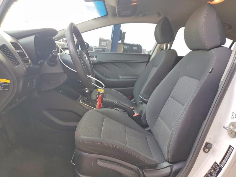 Photo 7 from auction – 2018 KIA FORTE with VIN 3KPFL4A78JE213727