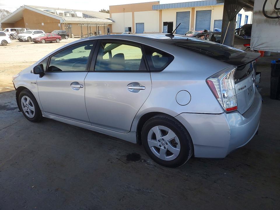 Photo 2 from auction – 2010 TOYOTA PRIUS with VIN JTDKN3DU6A0175007