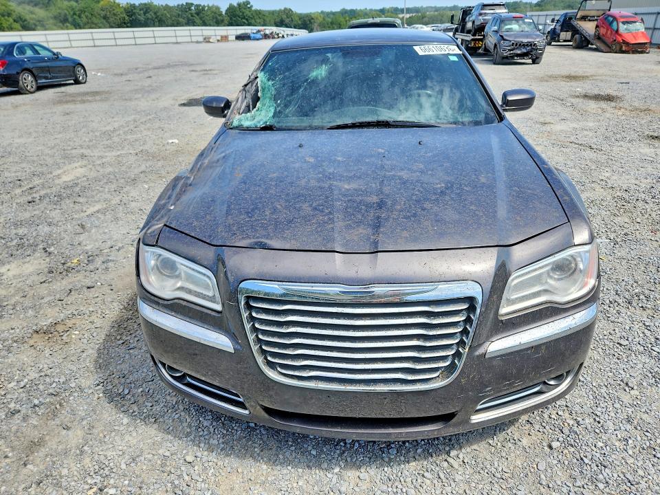 Photo 5 from auction – 2014 CHRYSLER 300 with VIN 2C3CCAAGXEH321296
