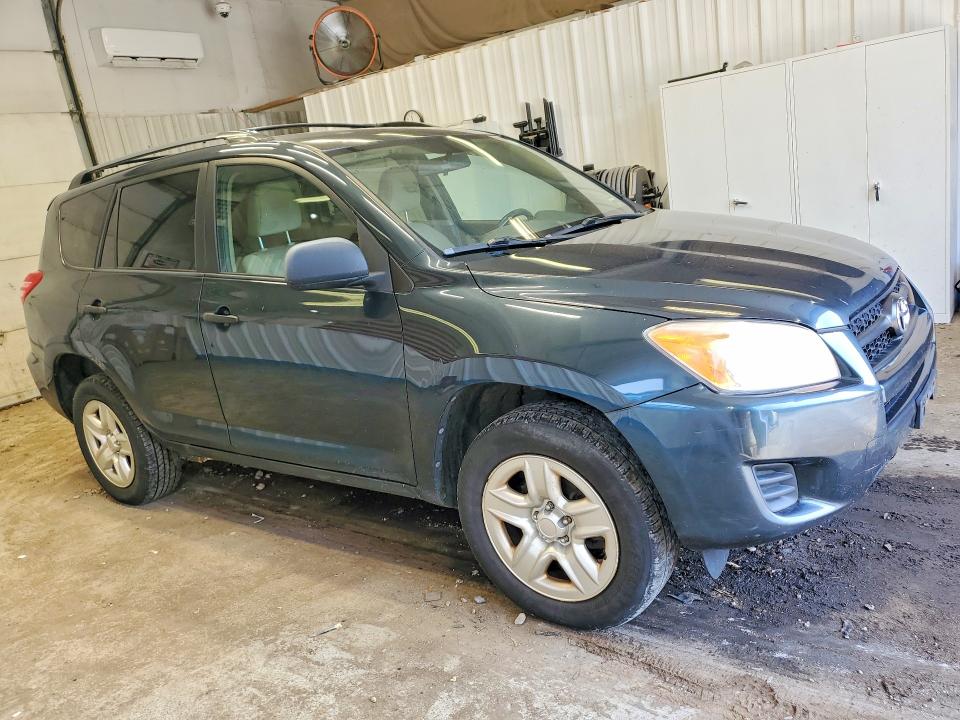 Photo 4 from auction – 2011 TOYOTA RAV4 BASE with VIN 2T3JF4DVXBW083838