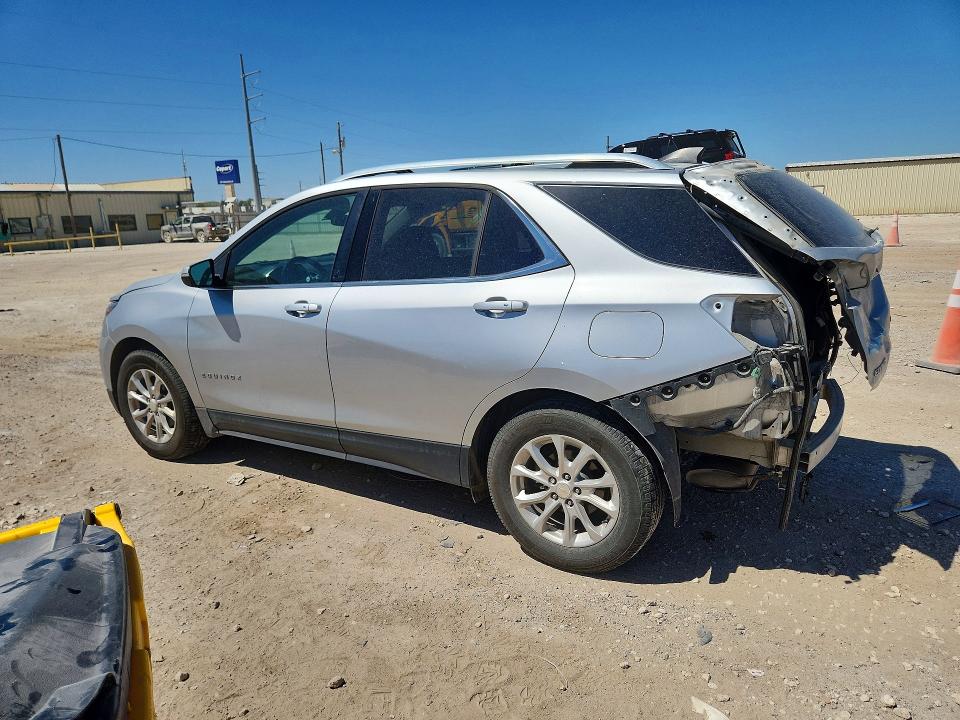 Photo 2 from auction – 2018 CHEVROLET EQUINOX with VIN 3GNAXJEV2JS571016