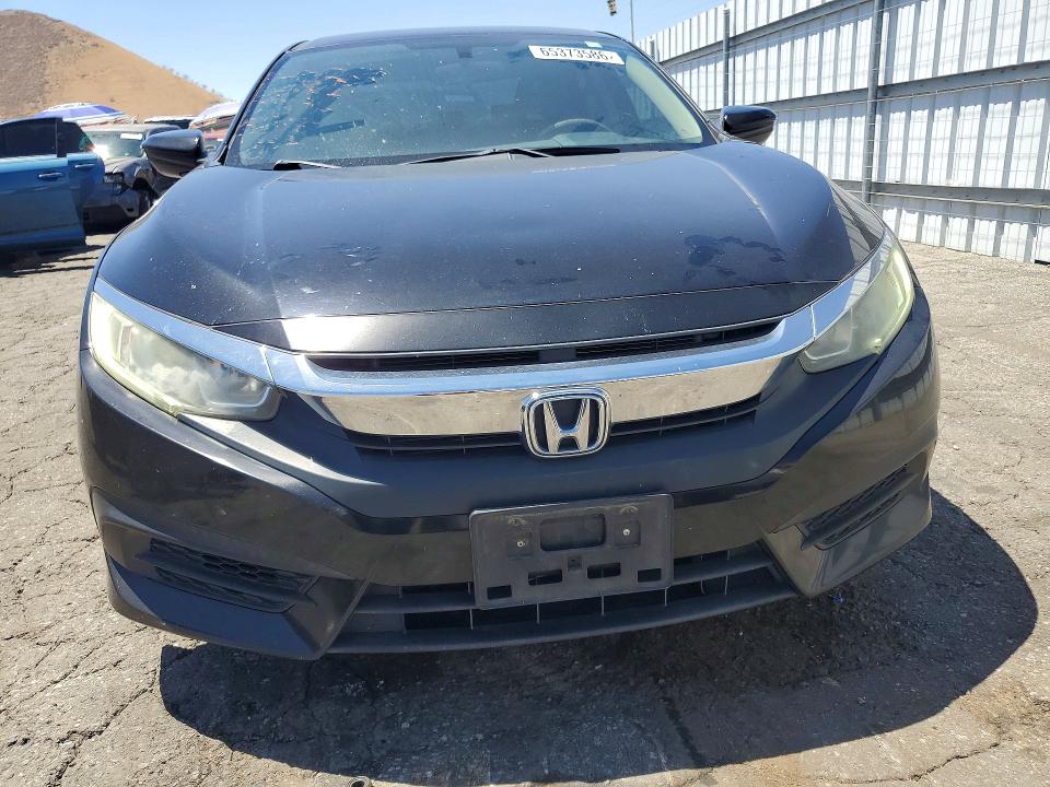 Фото 5 с аукциона – 2017 HONDA CIVIC с VIN 2HGFC2F52HH575838