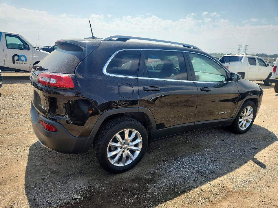 Photo 3 from auction – 2017 JEEP CHEROKEE with VIN 1C4PJLDB7HW549244