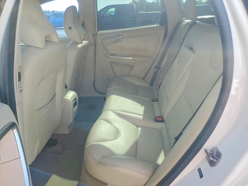 Photo 11 from auction – 2015 VOLVO XC60 with VIN YV440MDC6F2587392