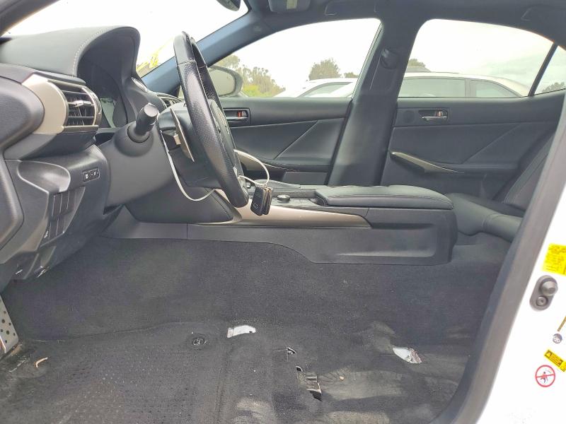Photo 7 from auction – 2015 LEXUS IS with VIN JTHBE1D28F5019353