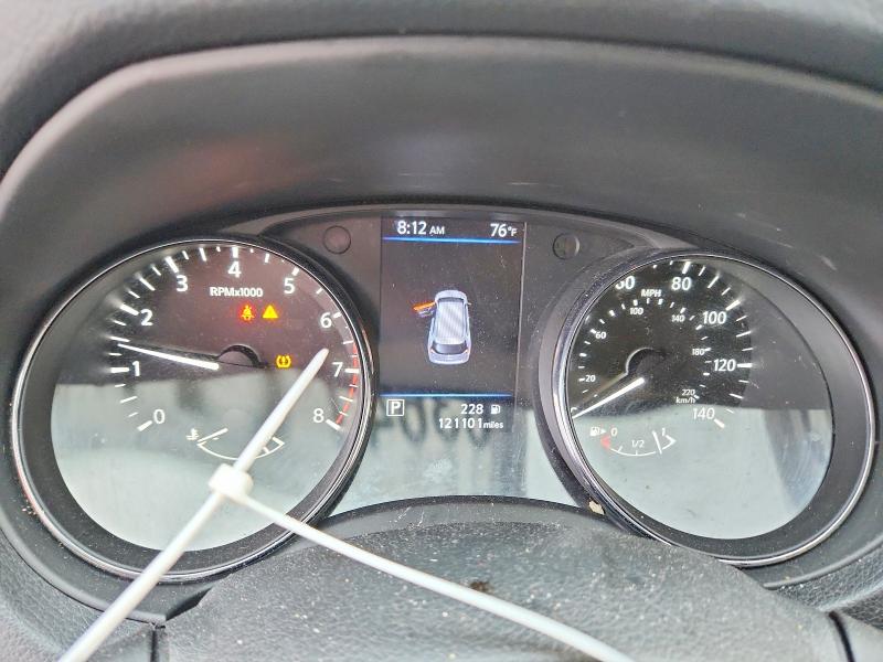 Photo 9 from auction – 2018 NISSAN ROGUE with VIN 5N1AT2MV5JC758991