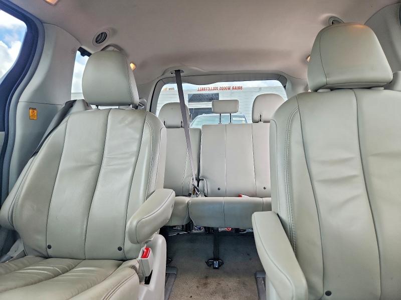 Photo 10 from auction – 2013 TOYOTA SIENNA with VIN 5TDDK3DC9DS061013