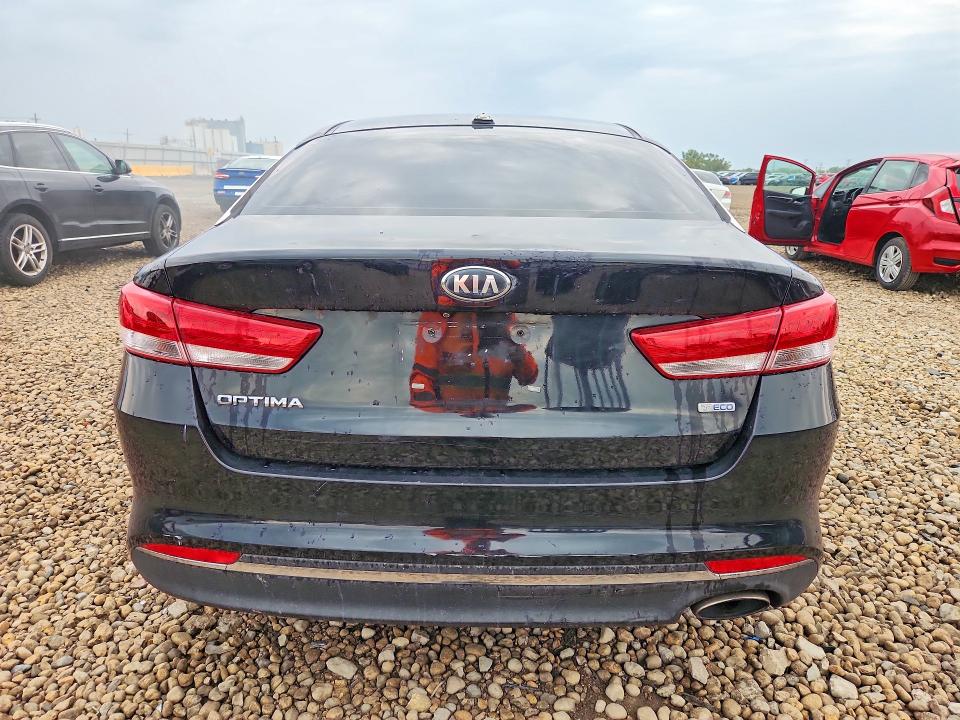 Photo 6 from auction – 2016 KIA OPTIMA with VIN 5XXGT4L16GG012308