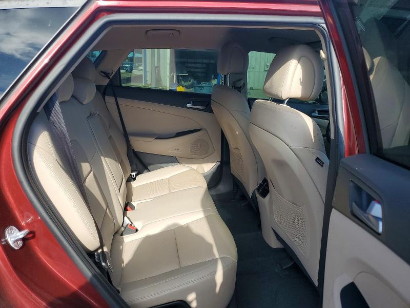 Photo 11 from auction – 2017 HYUNDAI TUCSON with VIN KM8J33A49HU422024