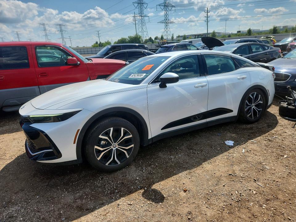 2025 TOYOTA CROWN