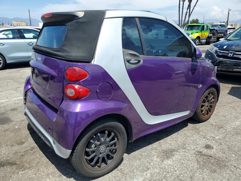 Photo 3 from auction – 2013 SMART FORTWO with VIN WMEEK3BA4DK596121