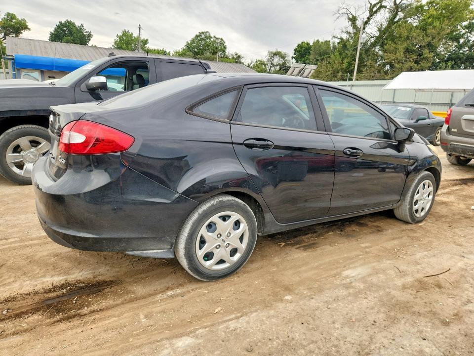 Photo 3 from auction – 2011 FORD FIESTA with VIN 3FADP4AJ3BM227667
