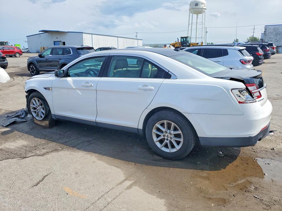 Photo 2 from auction – 2013 FORD TAURUS with VIN 1FAHP2D80DG152566