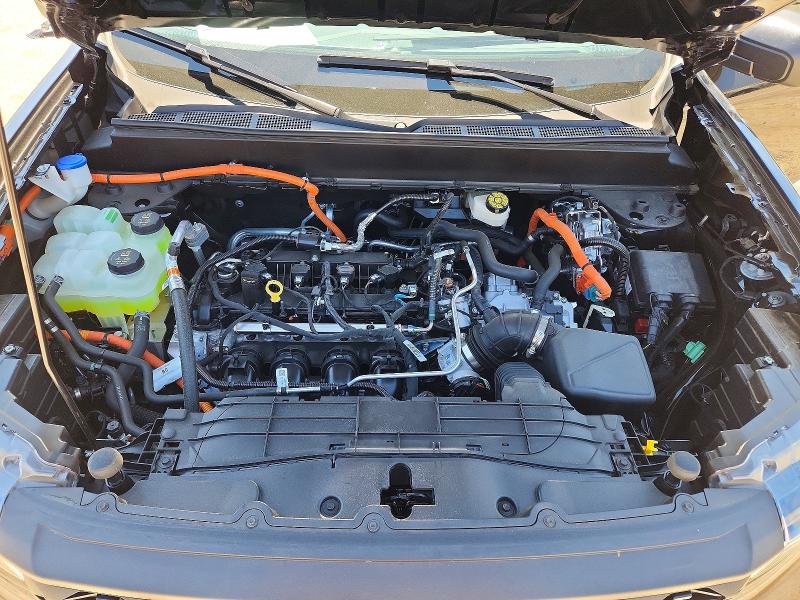 Photo 11 from auction – 2025 FORD MAVERICK with VIN 3FTTW8A31SRB59776