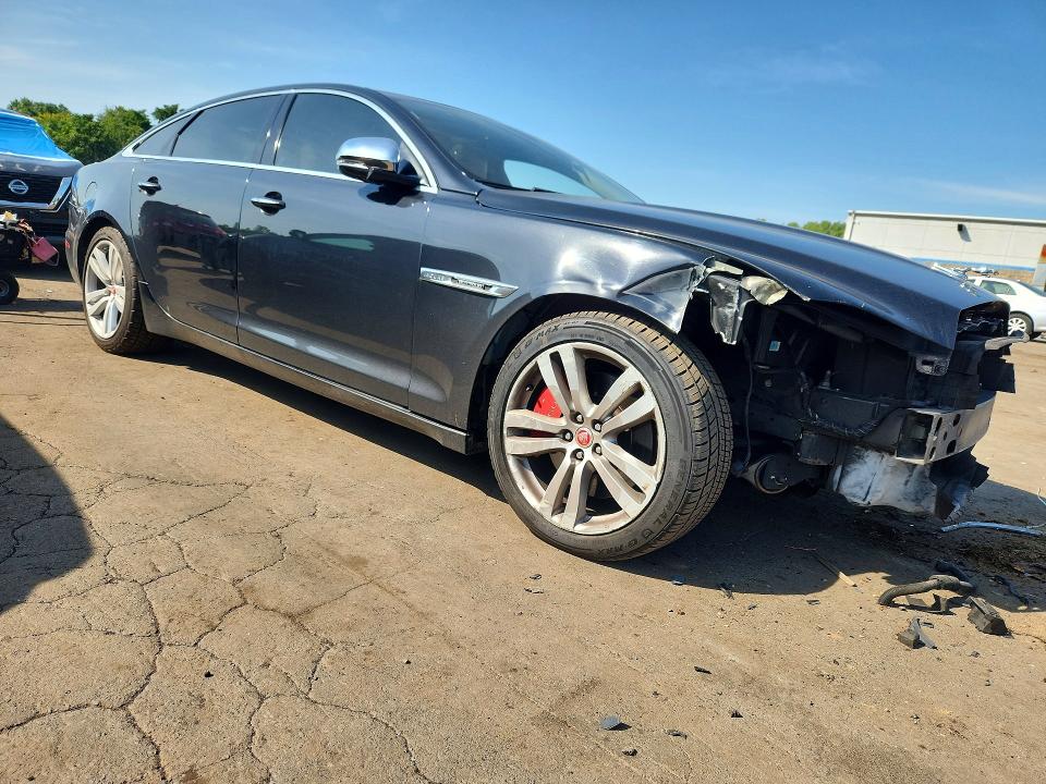 Photo 4 from auction – 2012 JAGUAR XJL with VIN SAJWA2GB6CLV30830