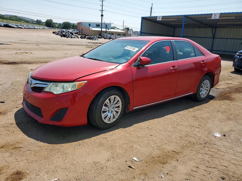 TOYOTA CAMRY 2014 con VIN 4T1BF1FK0EU847697 - Foto de la subasta
