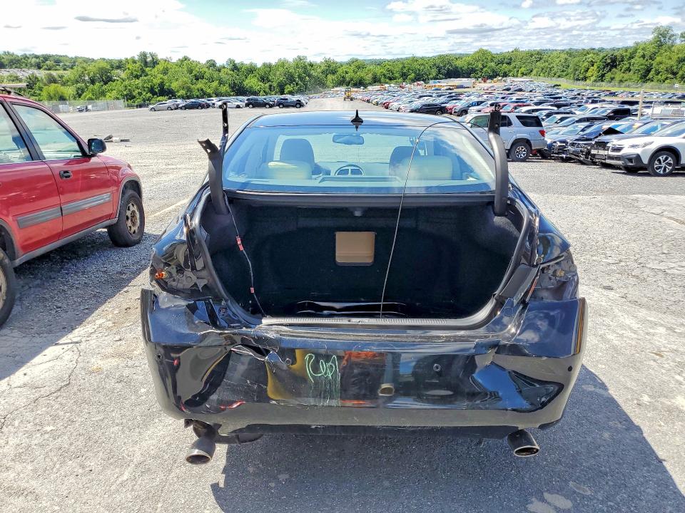 Photo 6 from auction – 2010 LEXUS ES with VIN JTHBK1EG3A2406664