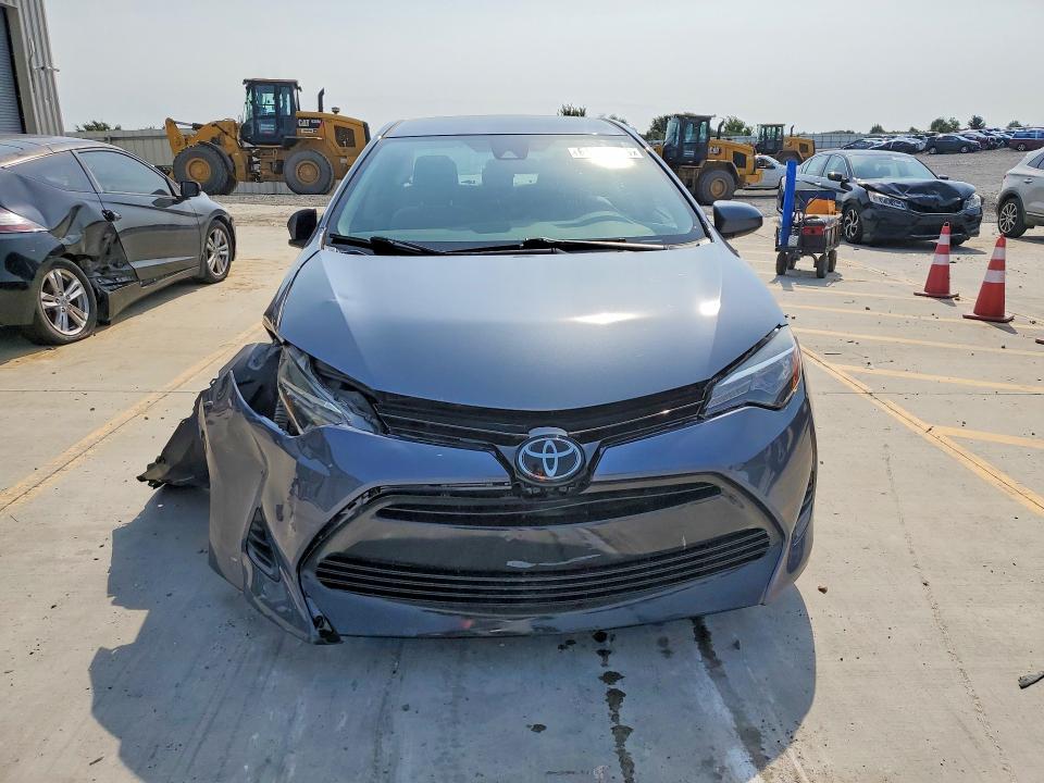 Photo 5 from auction – 2017 TOYOTA COROLLA with VIN 2T1BURHEXHC828270