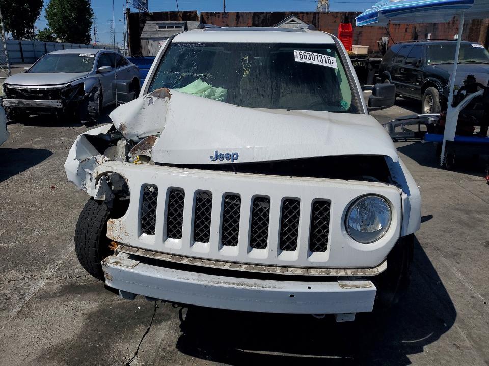 Photo 5 from auction – 2016 JEEP PATRIOT with VIN 1C4NJPFA5GD801053