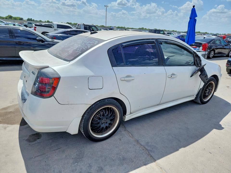 Photo 3 from auction – 2011 NISSAN SENTRA with VIN 3N1AB6AP2BL705551