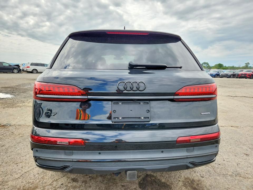 Photo 6 from auction – 2023 AUDI Q7 with VIN WA1LXBF71PD006850