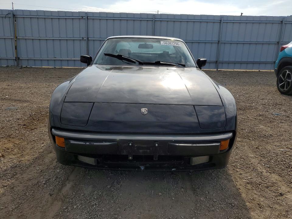 Photo 5 from auction – 1985 PORSCHE 944 with VIN WP0AA0949FN457778