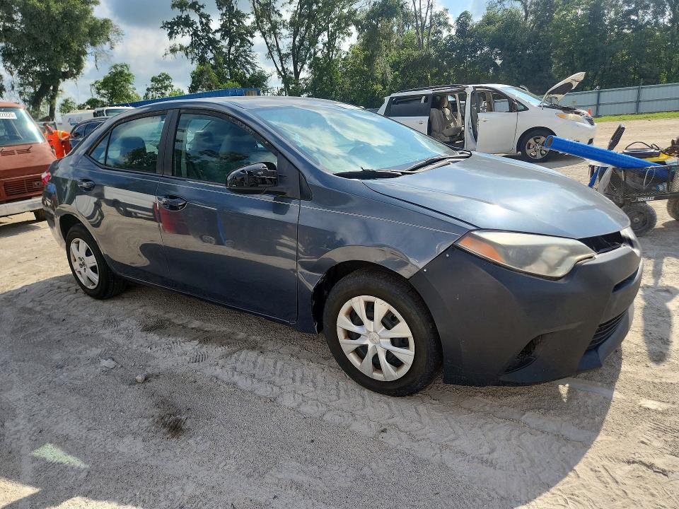 Photo 4 from auction – 2015 TOYOTA COROLLA with VIN 2T1BURHE9FC323124