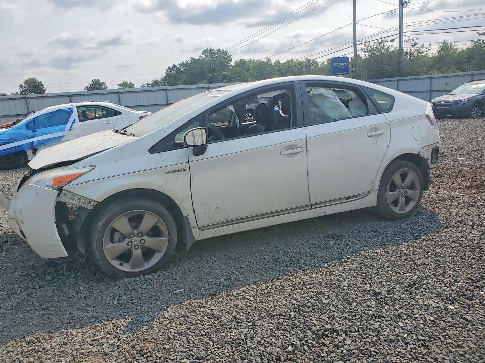 TOYOTA PRIUS 2015 with VIN JTDKN3DU4F0399352 - Photo from auction