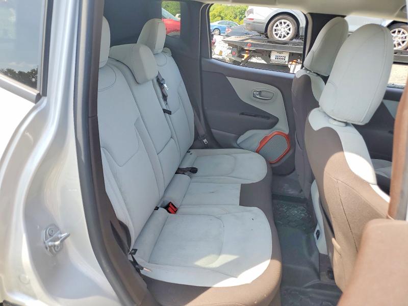 Zdjęcie 10 z aukcji – 2016 JEEP RENEGADE z VIN ZACCJBBT4GPD75407