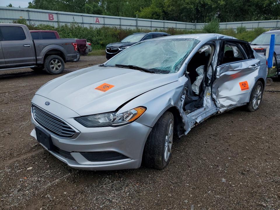 FORD FUSION 2017 with VIN 3FA6P0LU0HR187973 - Photo from auction
