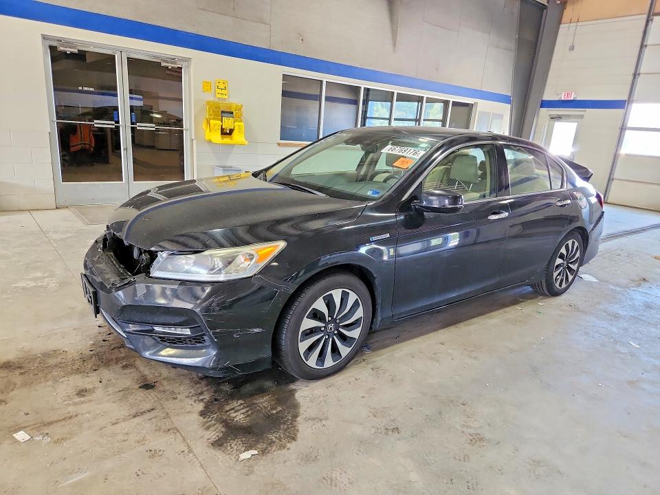 HONDA ACCORD 2017 with VIN JHMCR6F56HC027642 - Photo from auction