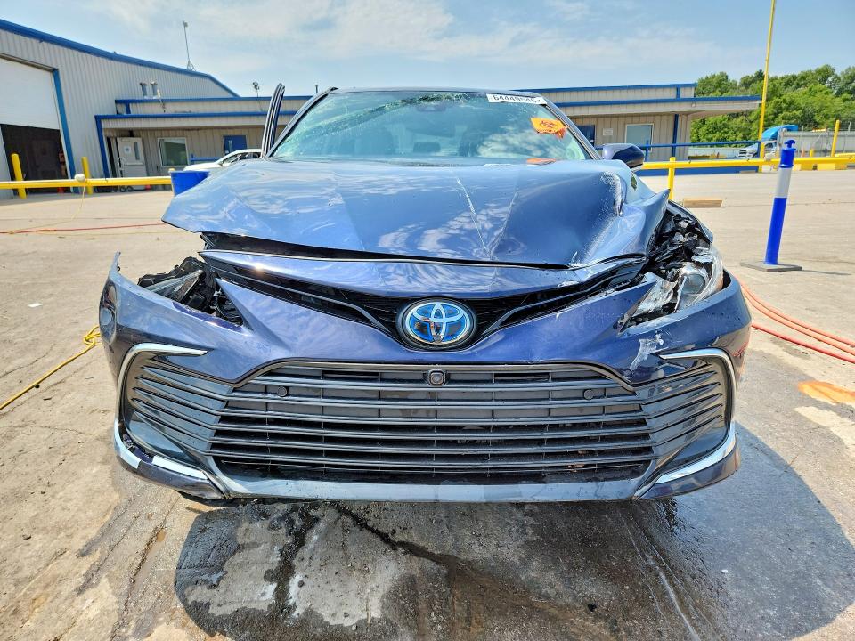 Photo 5 from auction – 2021 TOYOTA CAMRY with VIN 4T1F31AK3MU549046