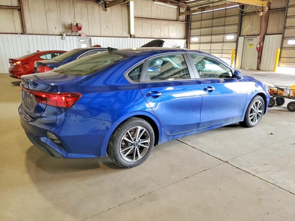 Фото 3 с аукциона – 2023 KIA FORTE с VIN 3KPF24AD0PE651966