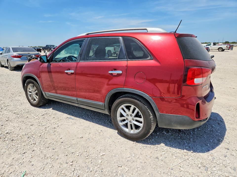 Photo 2 from auction – 2015 KIA SORENTO with VIN 5XYKT3A65FG558935