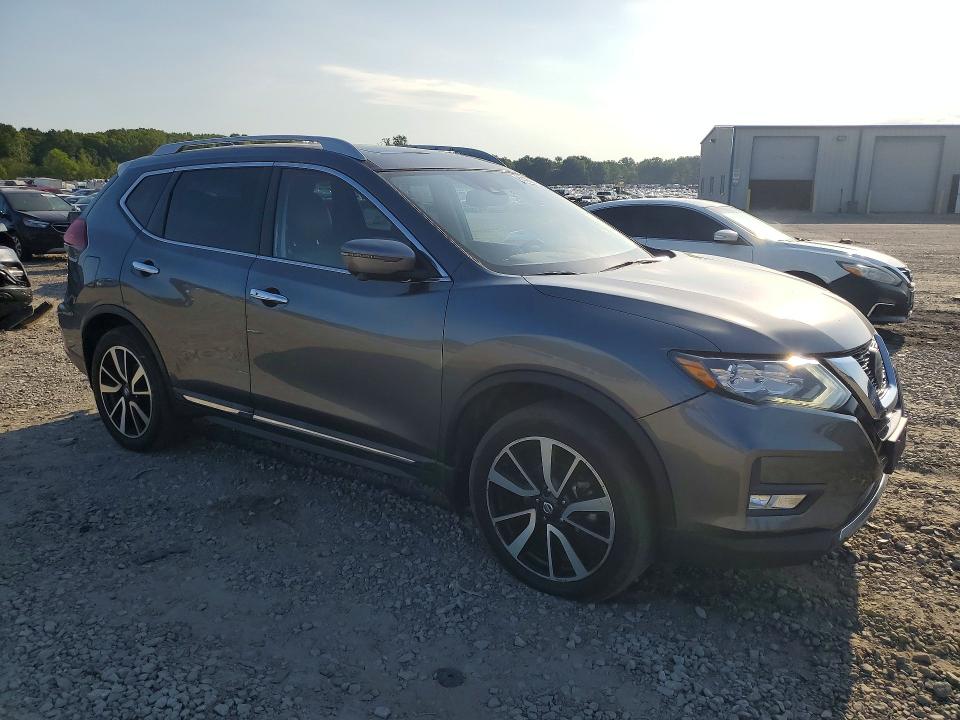 Photo 4 from auction – 2019 NISSAN ROGUE with VIN 5N1AT2MV7KC729607
