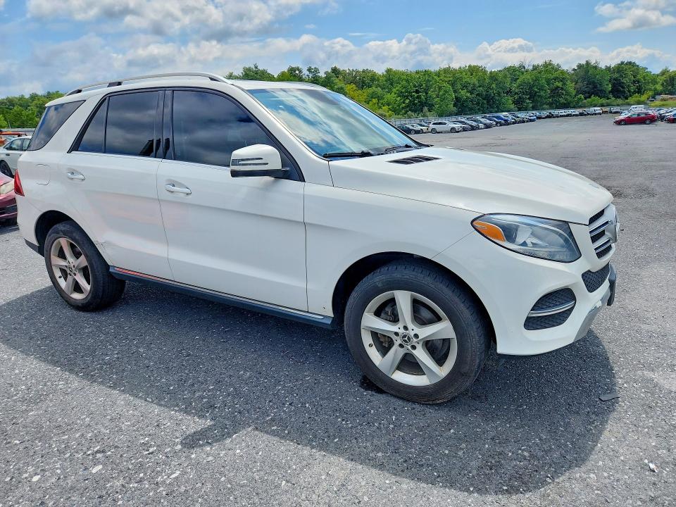 Снимка 4 от търг – 2016 MERCEDES-BENZ GLE с VIN 4JGDA5HB4GA753208