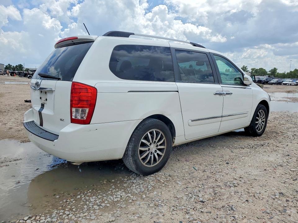 Photo 3 from auction – 2012 KIA SEDONA with VIN KNDMH4C70C6454647
