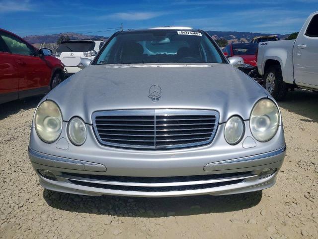 Photo 5 from auction – 2005 MERCEDES-BENZ E with VIN WDBUF65J85A649260