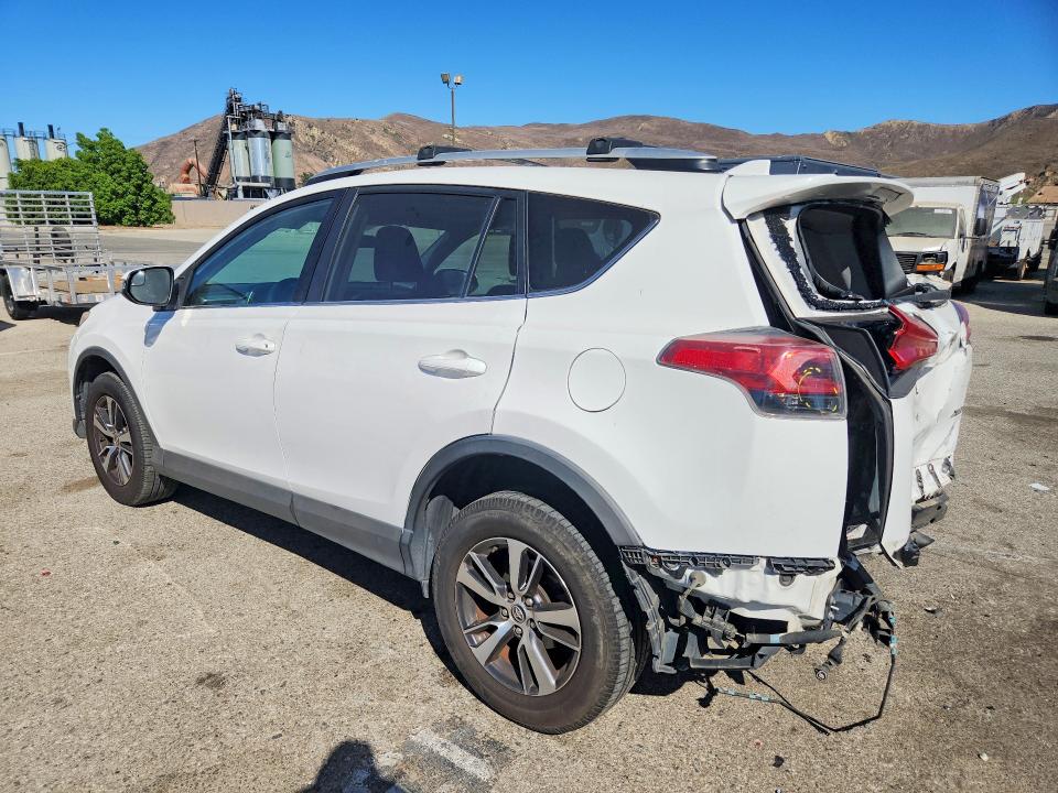 Photo 2 from auction – 2016 TOYOTA RAV4 with VIN 2T3WFREV6GW265626